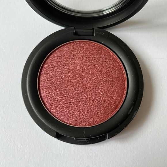 KVD Eyeshadow - Raw Power - Picture 5 of 6